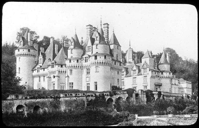 Aile est, façade sur jardin