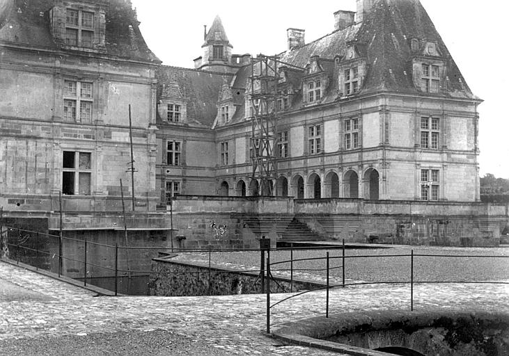 Les façades sur la cour d'honneur