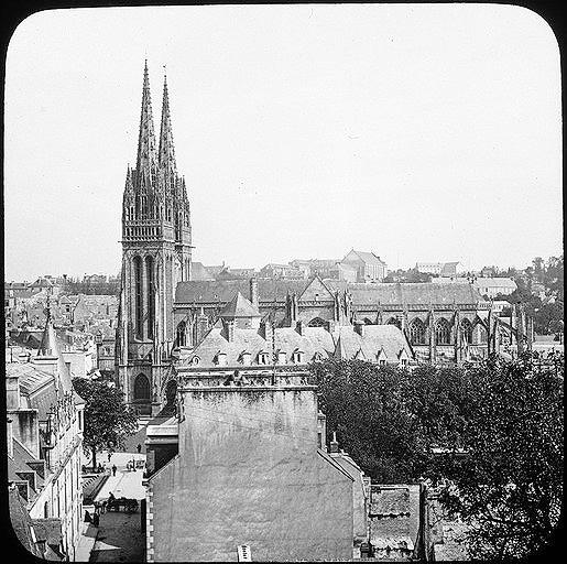 Vue panoramique sur la cathédrale