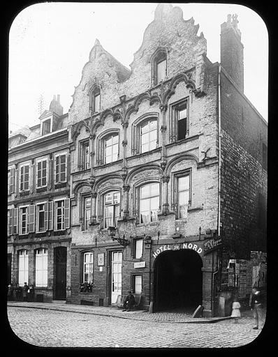 Façade