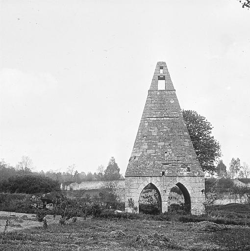 Vue extérieure, forêt de Chantilly