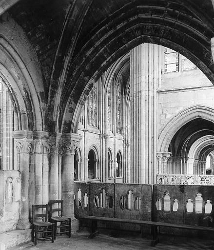 Vue intérieure, le triforium