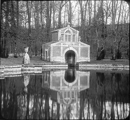 Embarcadère de la pièce d'eau