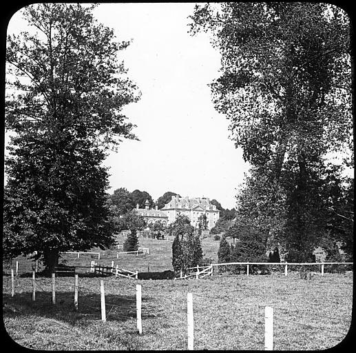 Vue prise du parc