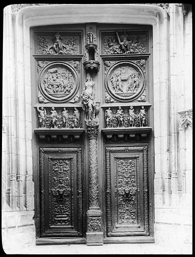 Porte du transept nord