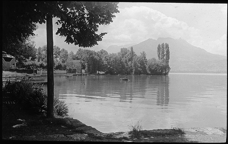 Les bords du lac