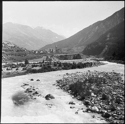 Vue générale de la vallée de l'Arc