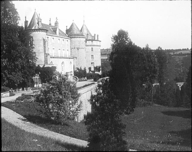 Façade et terrasse