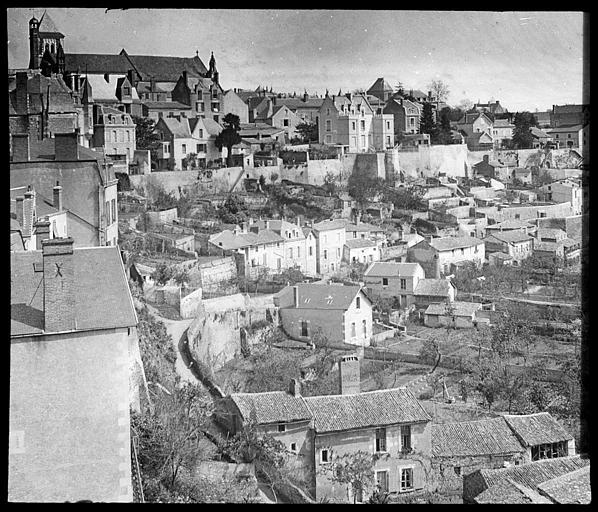 Basse ville et vue générale