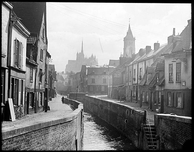 Un canal du quartier Saint-Leu