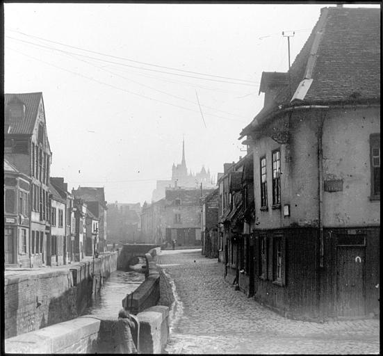 Un canal du quartier Saint-Leu