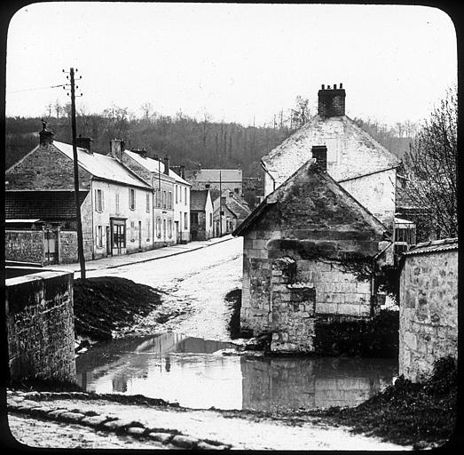 Le village vu des bords du Sausseron