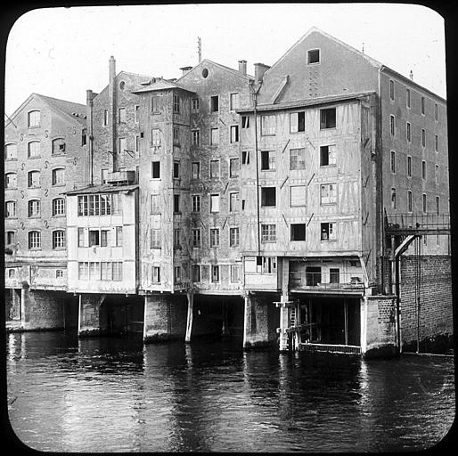 Façades à colombages sur la Marne