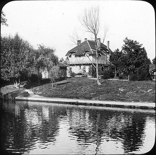 Villégiature sur les bords de la Seine