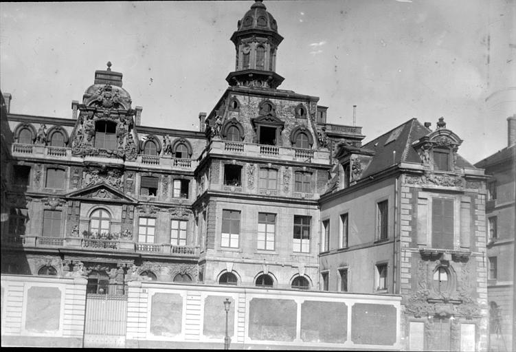 Façade sur la rue