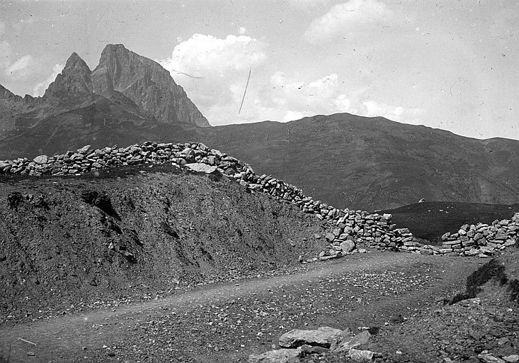 Le col d'Anéou et le pic d'Ossau