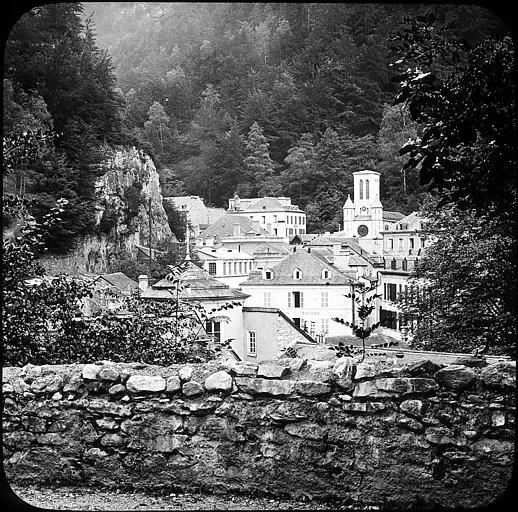 Vue générale du quartier de l'église
