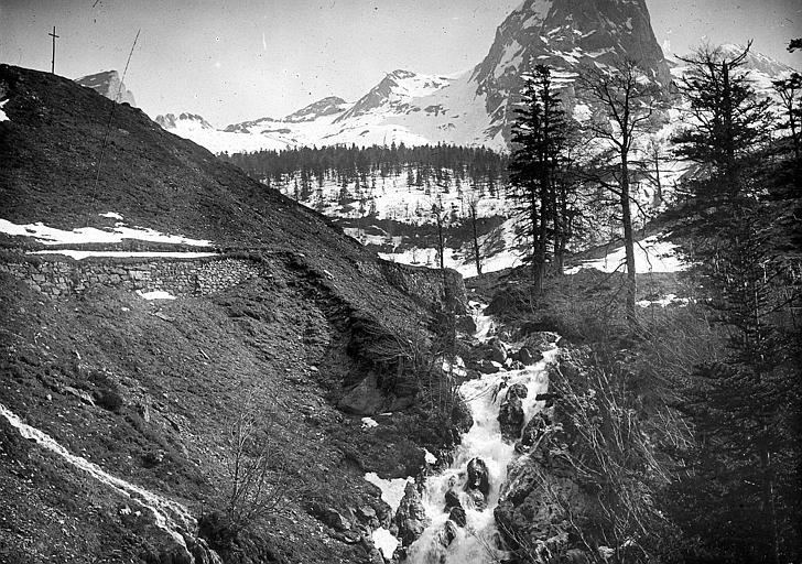 La Pène Medaa, vue prise de la vallée