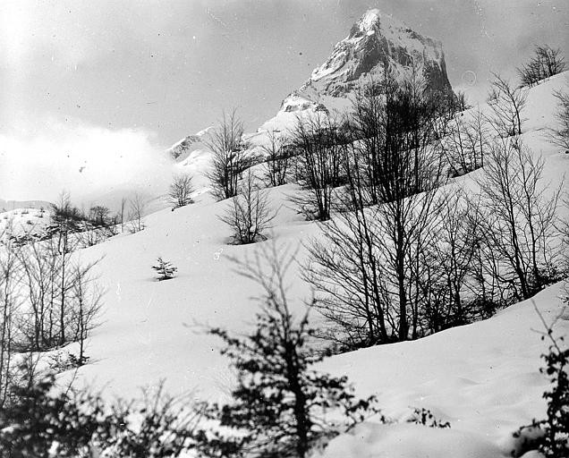 La Pène Medaa sous la neige