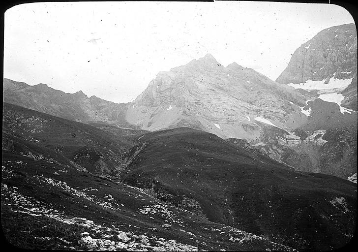 Versant de Gavarnie, la brèche d'Allans