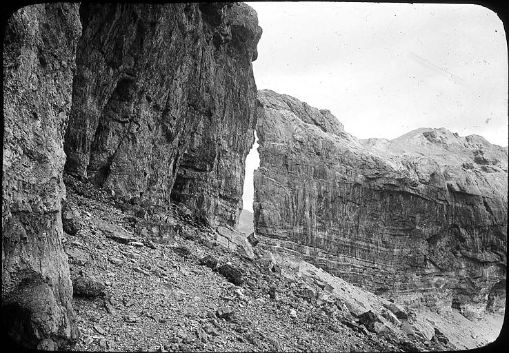 La brèche de Roland vue du versant espagnol