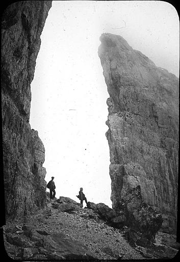 Dans l'entaille de la brèche de Roland