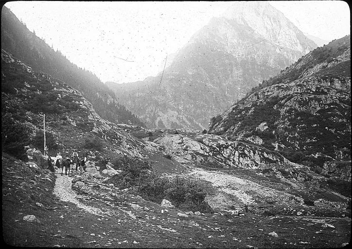 Pic du Midi de Génos, environs du lac de Caillauas