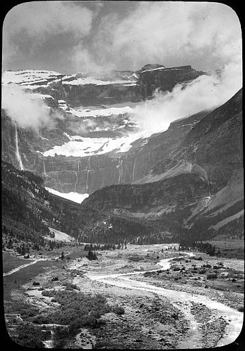 Le cirque et la prade Saint-Jean