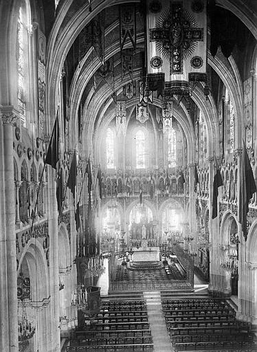 Intérieur de la basilique