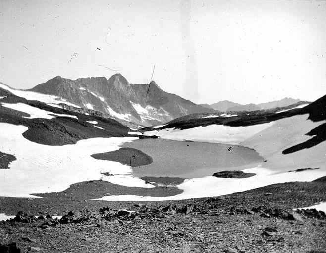 Pic de Néouvielle vu du col de Badet