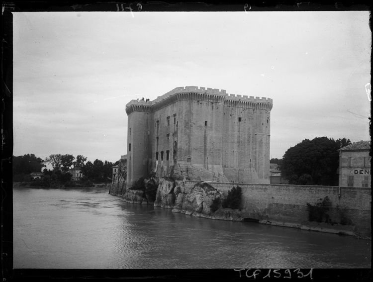 Façade sur le fleuve