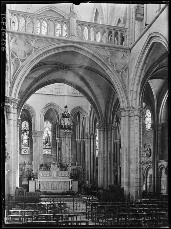 Le choeur pris depuis la nef