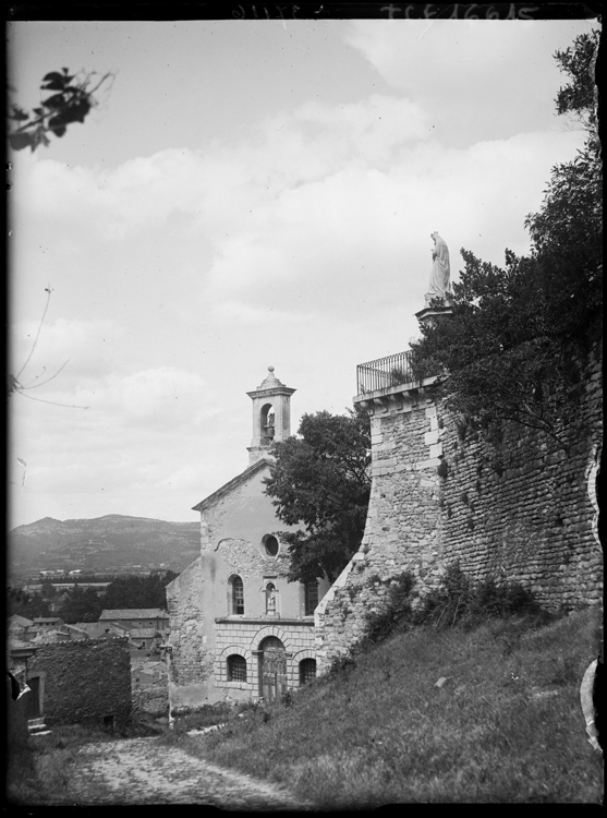 Vue latérale de la façade occidentale