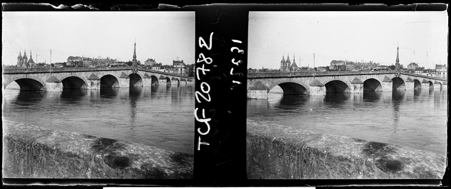 Le pont sur la Loire