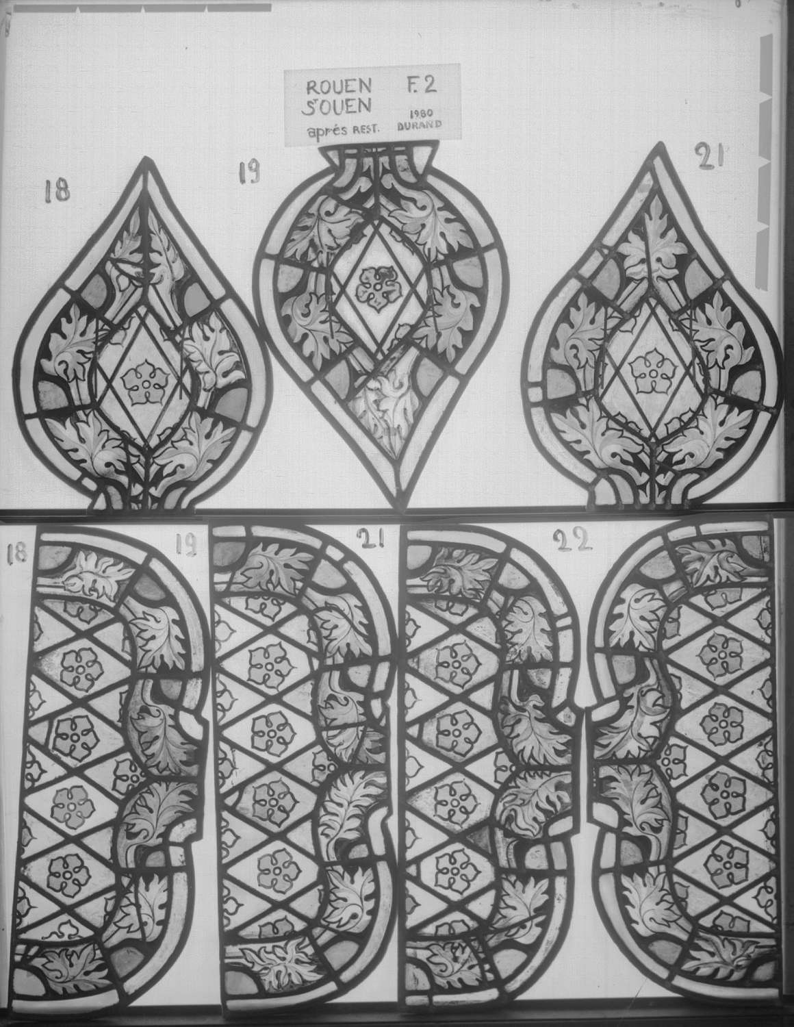 Fenêtre 2 ; Panneaux 18 - 19 - 21 - 22