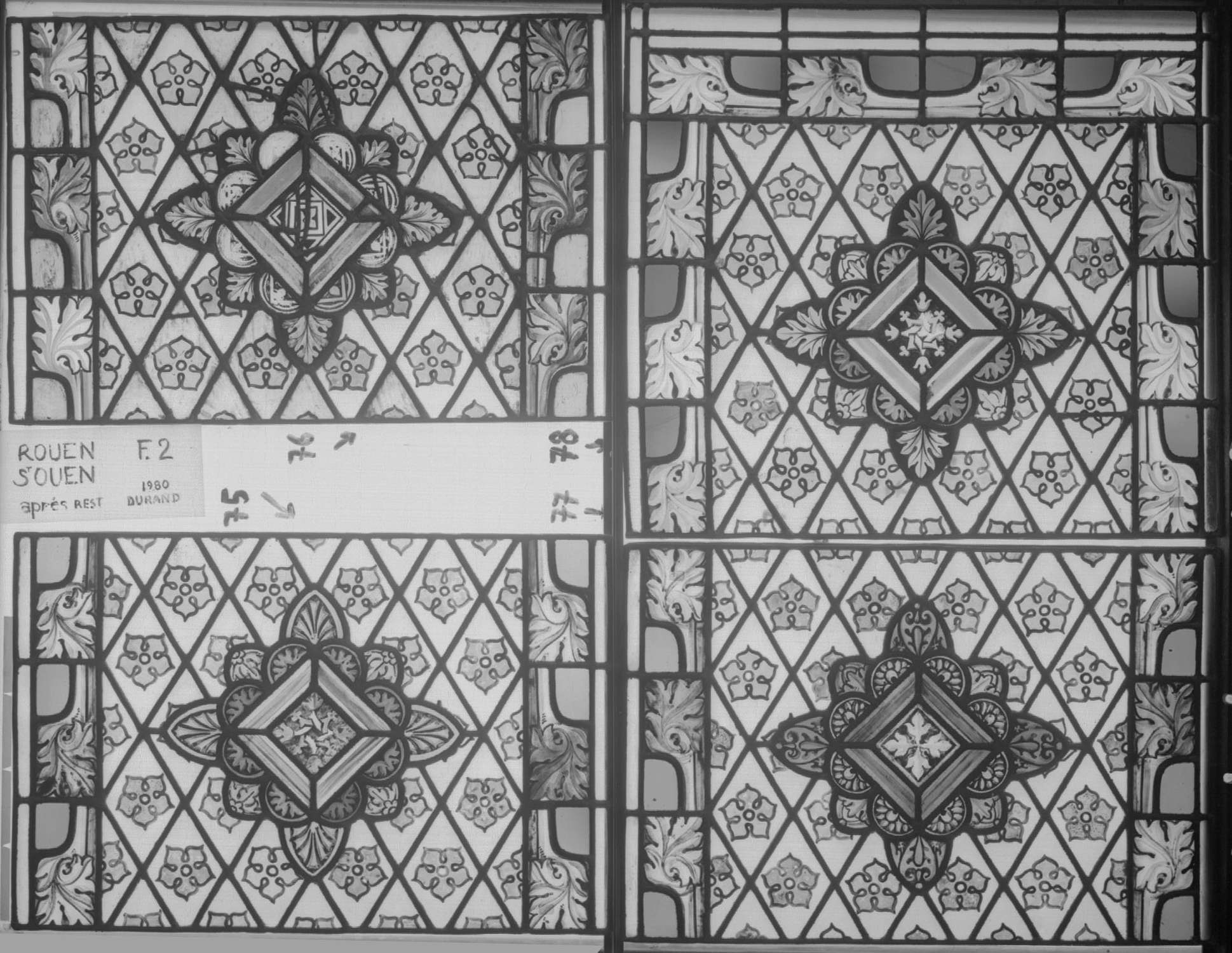 Fenêtre 2 ; Panneaux 75 - 76 - 77 - 78