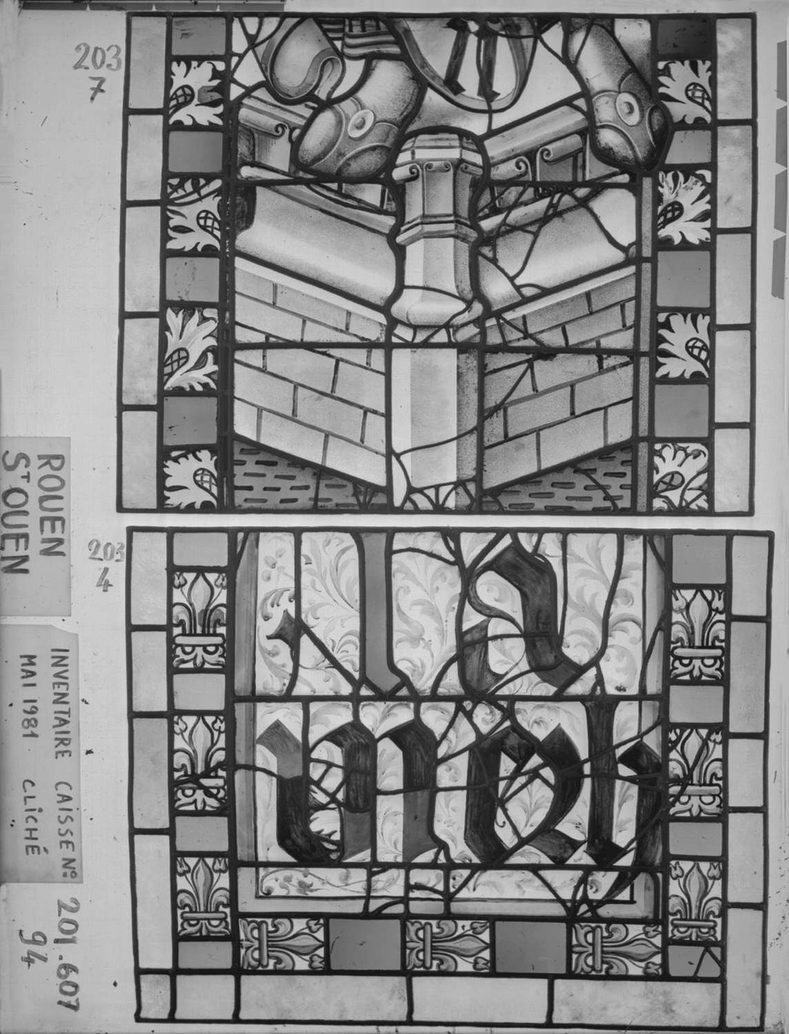 Fenêtre 203 ; Panneaux  4 – 7