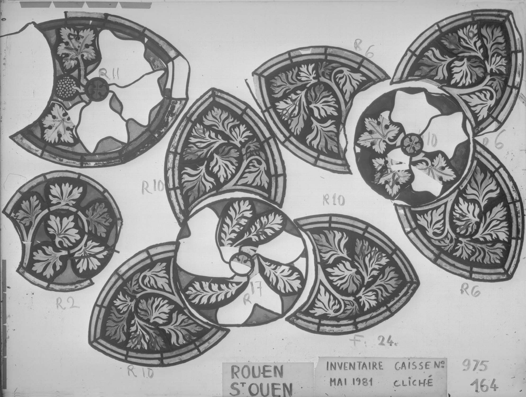 Fenêtre 24 ; Fragments R11 – R2 – R10 – R17 – R6