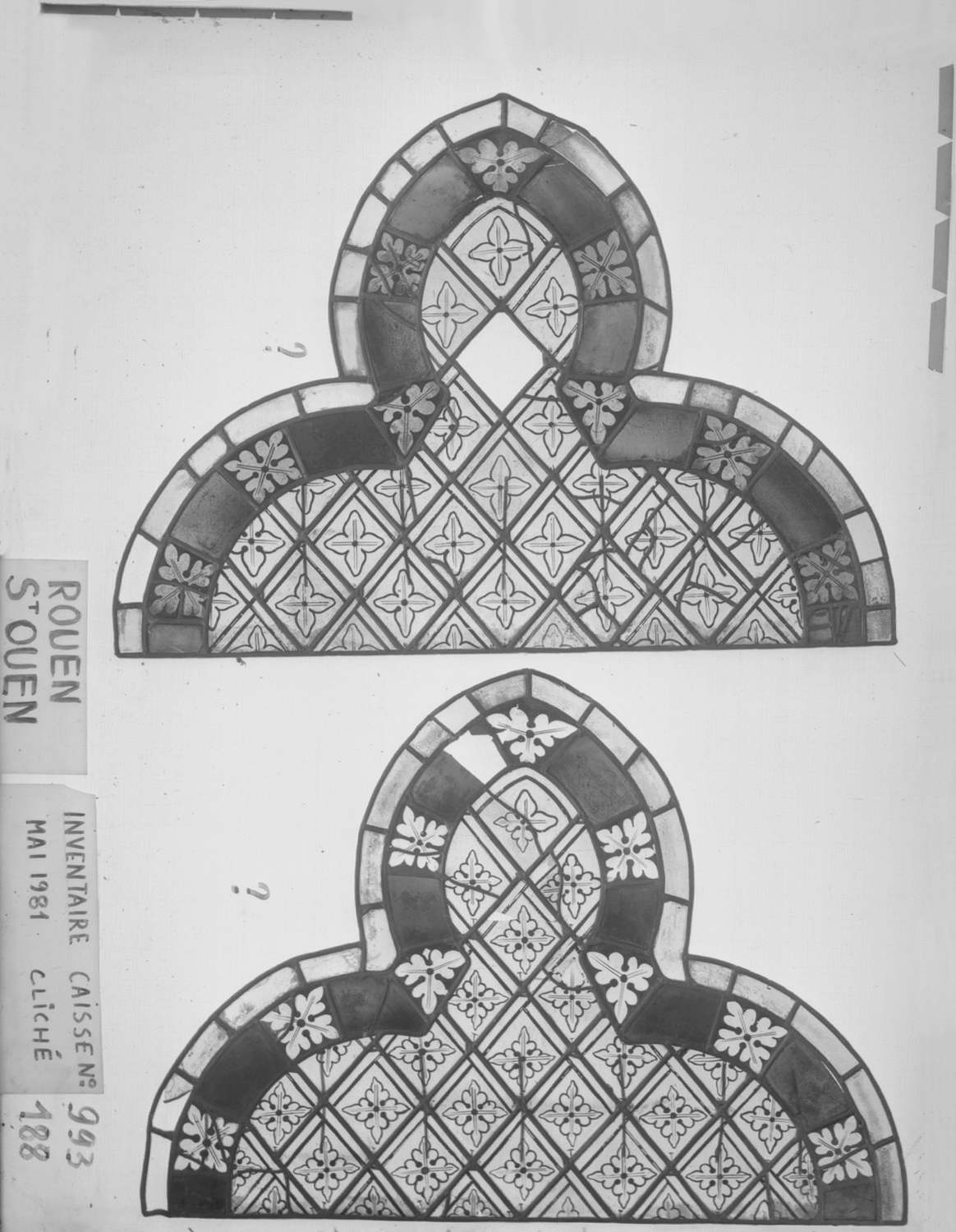 2 lobes non numérotés