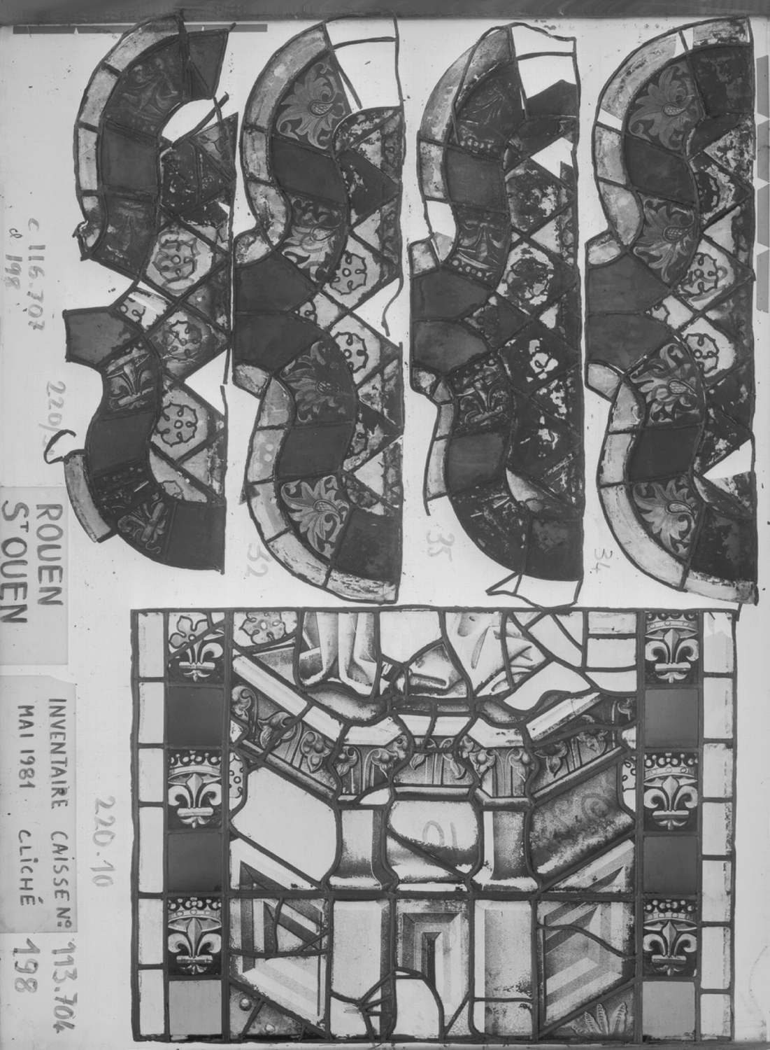 Panneau  220.10 ; Fragments 32 - 34 - 35