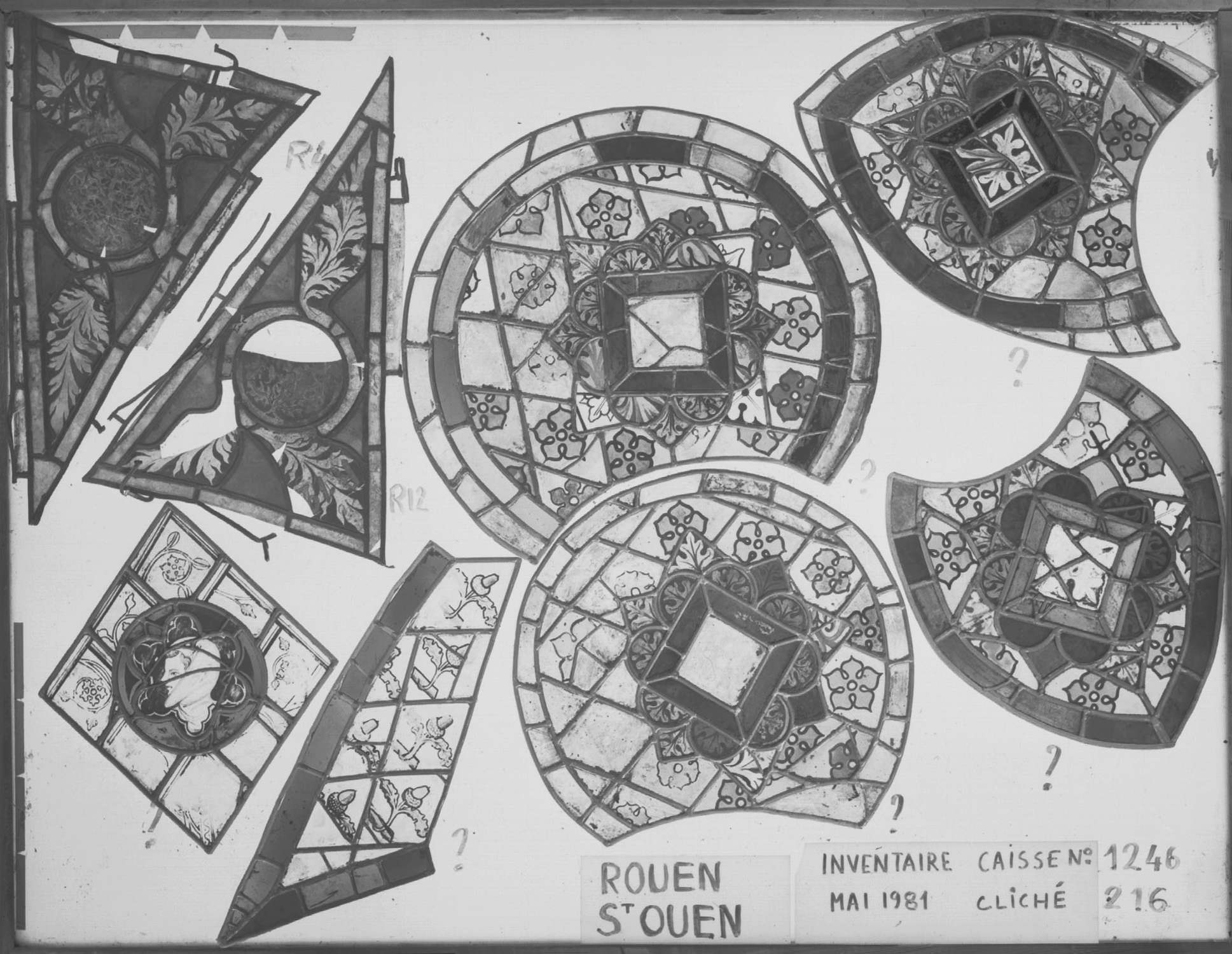 Fragments R4 – R12 – six fragments non numérotés