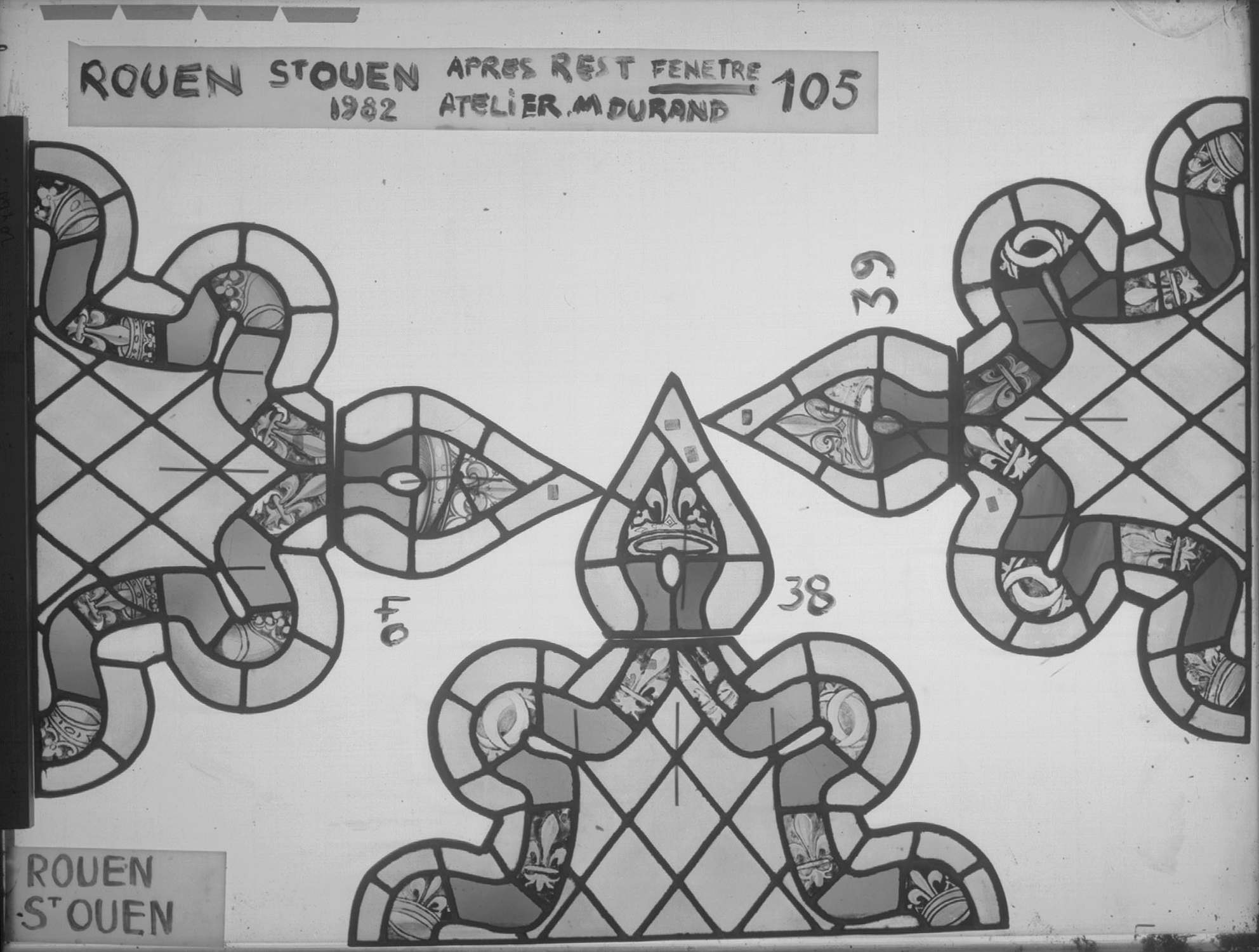 Fenêtre 105 ; 6 fenêtres du triforium Nord de la nef ; Panneaux 38 - 39 - 40