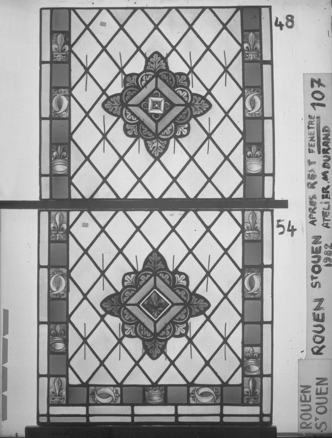 Fenêtre 107 ; 6 fenêtres du triforium Nord de la nef ; Panneaux 48 - 54