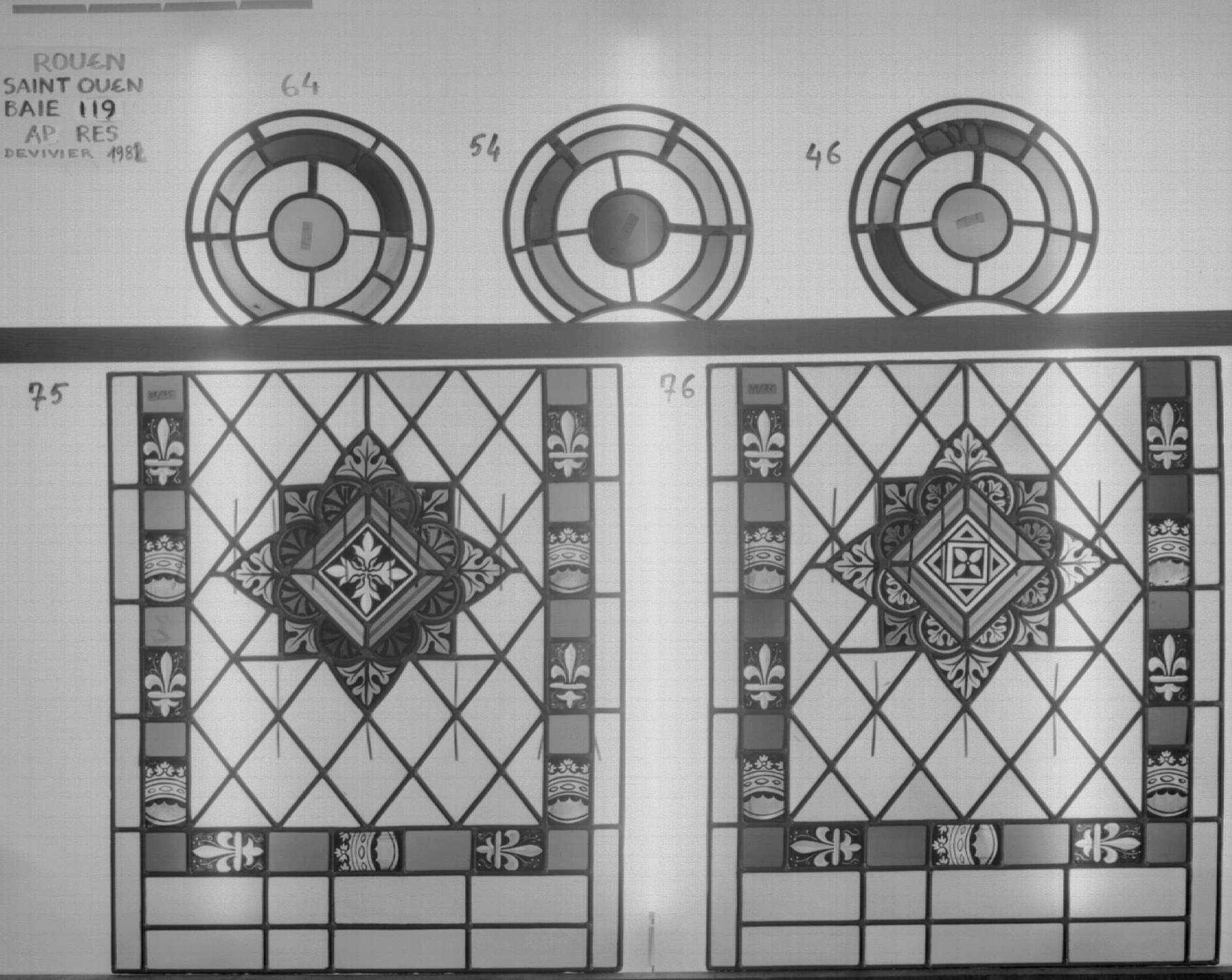 Baie 119 ; Triforium ; Panneaux 75 - 76 ; Fragments 46 - 54 - 64