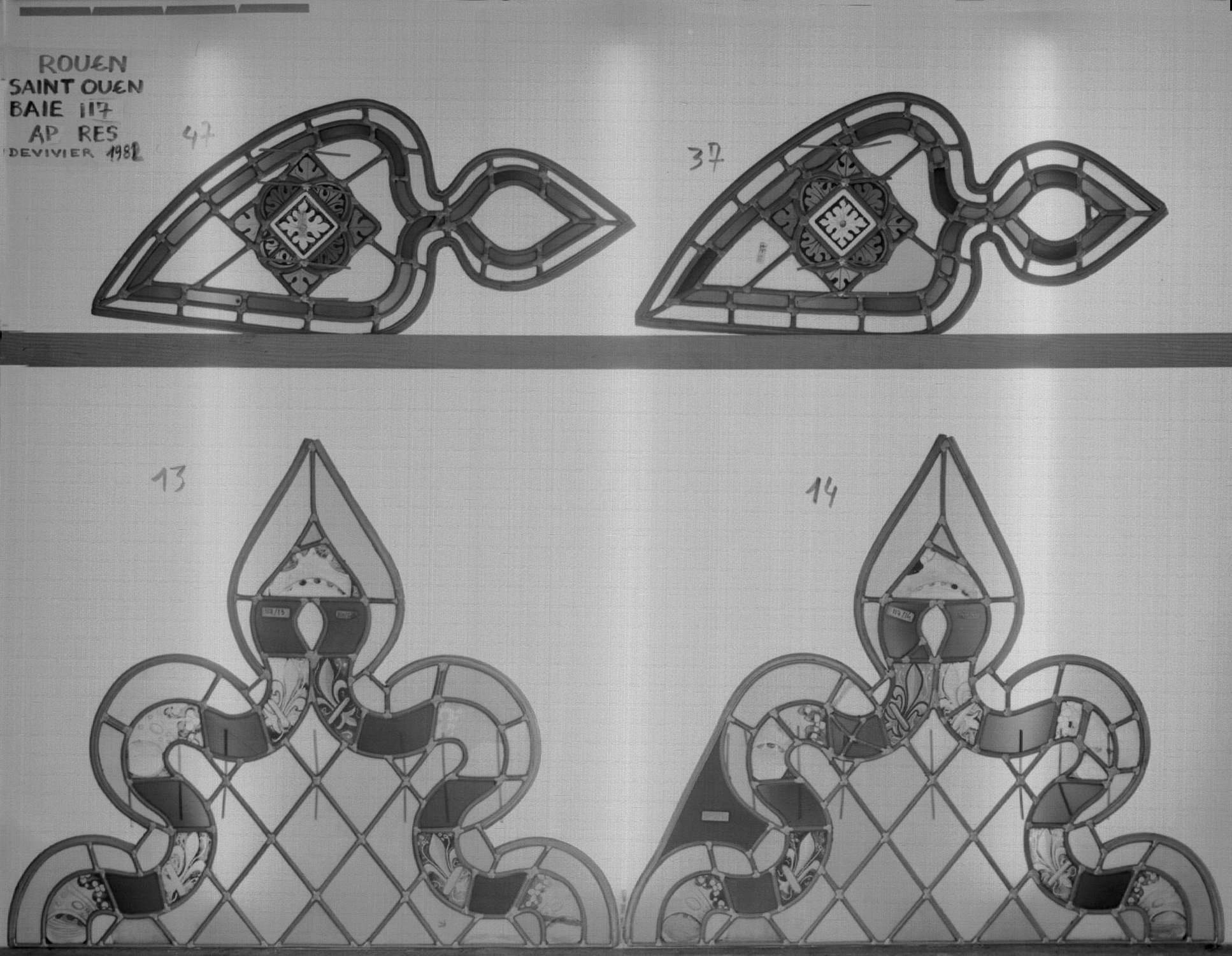 Baie 117 ; Triforium ; Lobes 13 - 14 ; Fragments 47 - 37