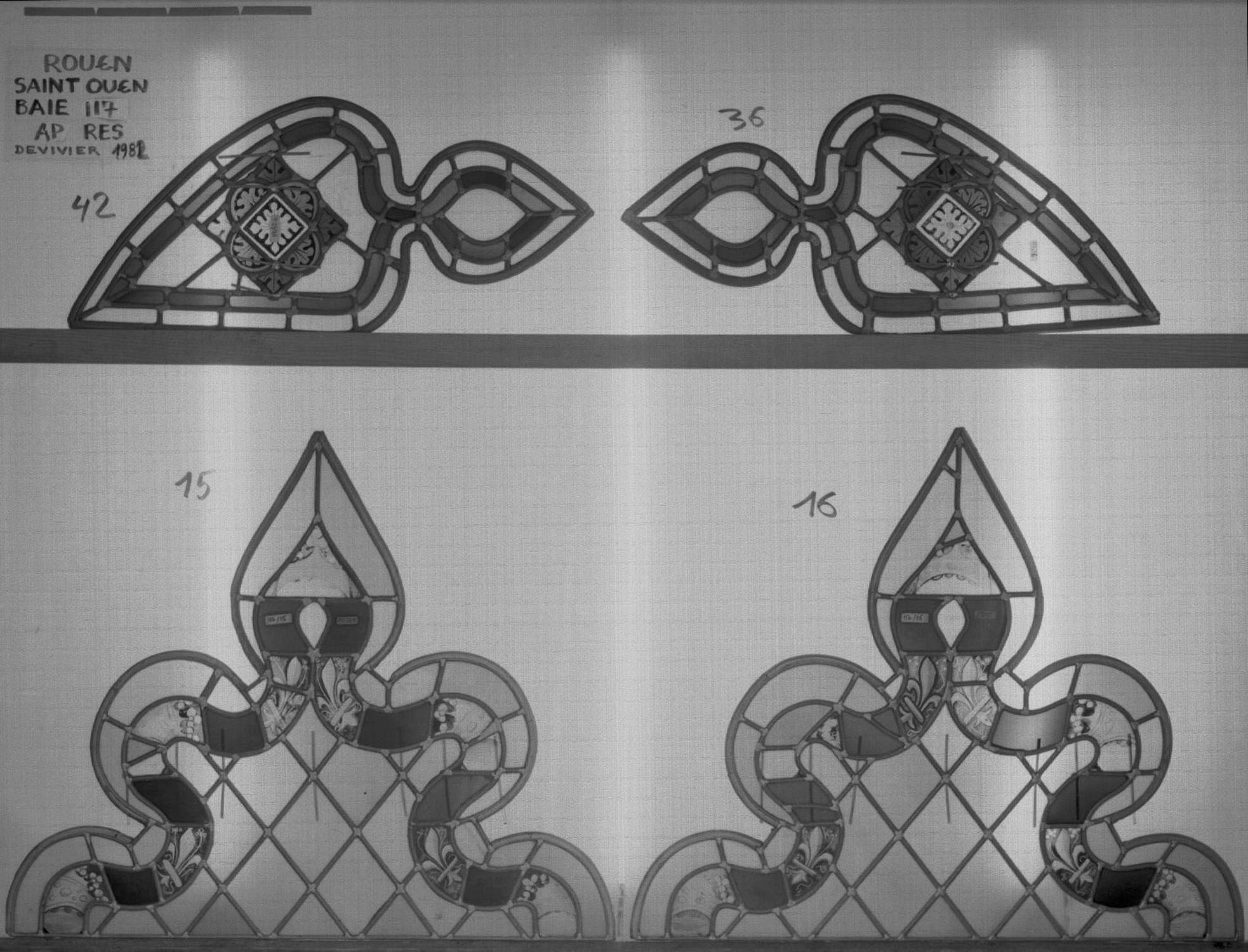 Baie 117 ; Triforium ; Lobes 15 - 16 ; Fragments 42 - 36