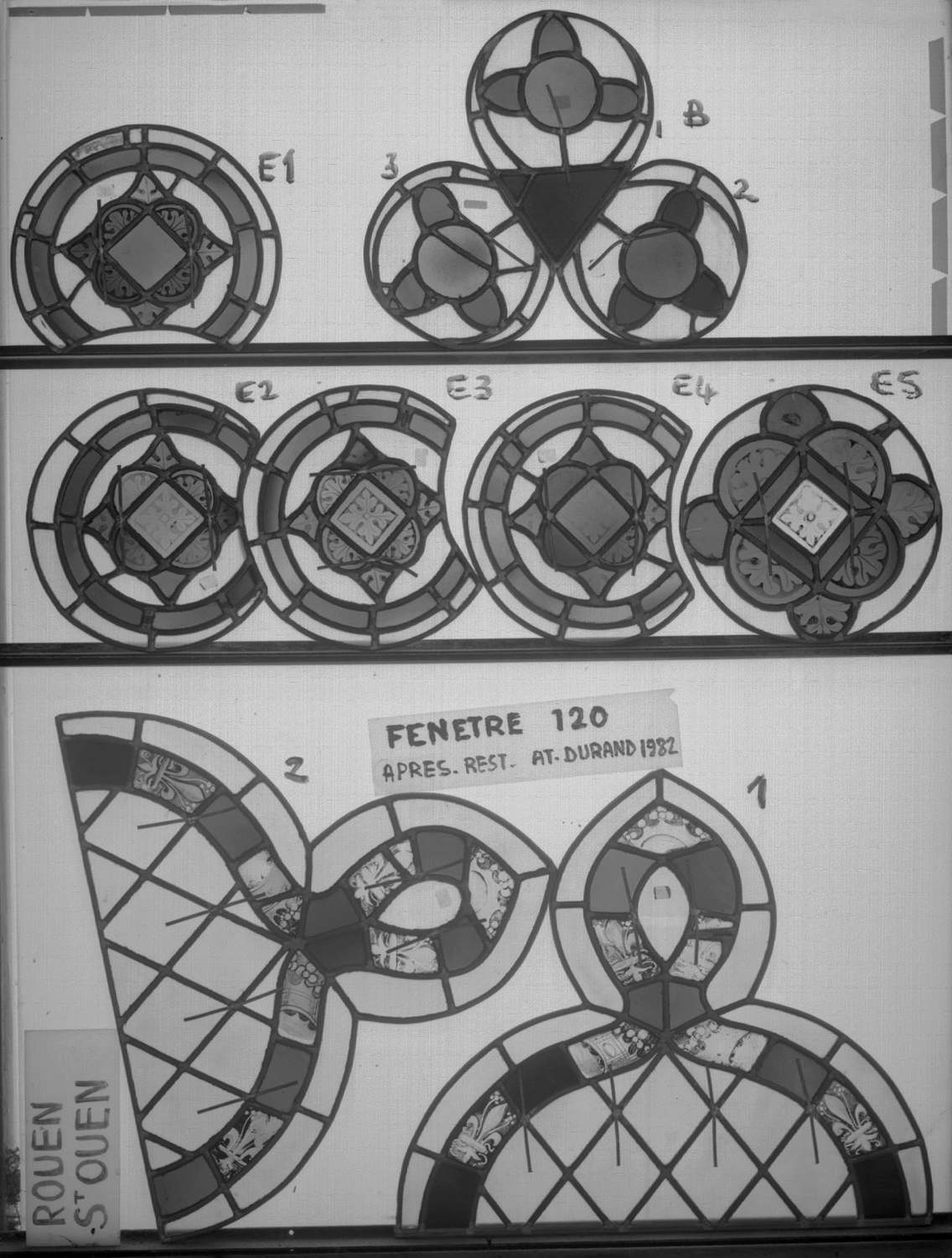 Baie 120 ; 4 fenêtres du triforium Sud de la nef ; Lobes 1 - 2 - B2 ; fragments B1 - B3 - E1 - 2 - 3 - 4 - 5