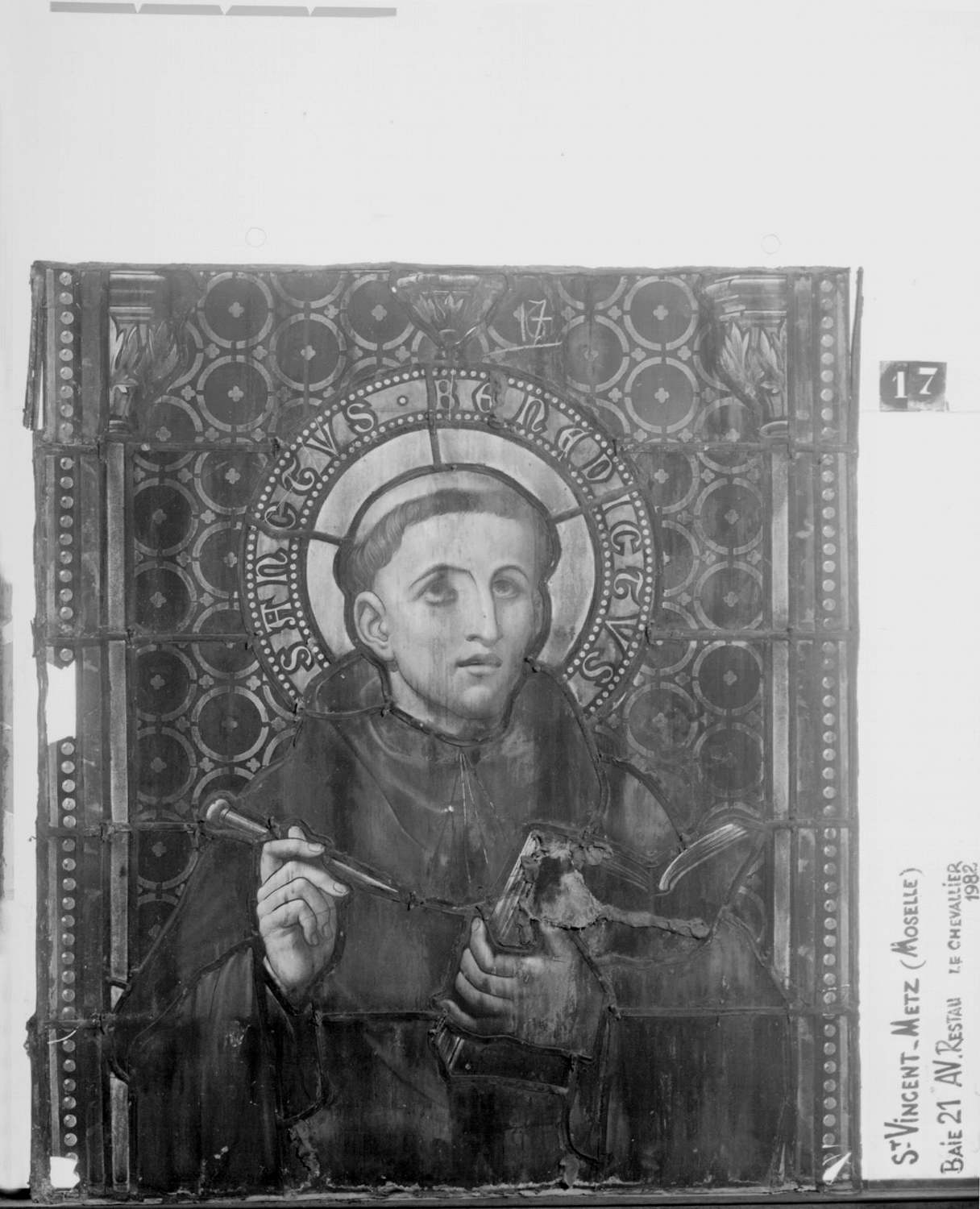 Fenêtre 21 ; Panneau 17 (Saint Benoît)