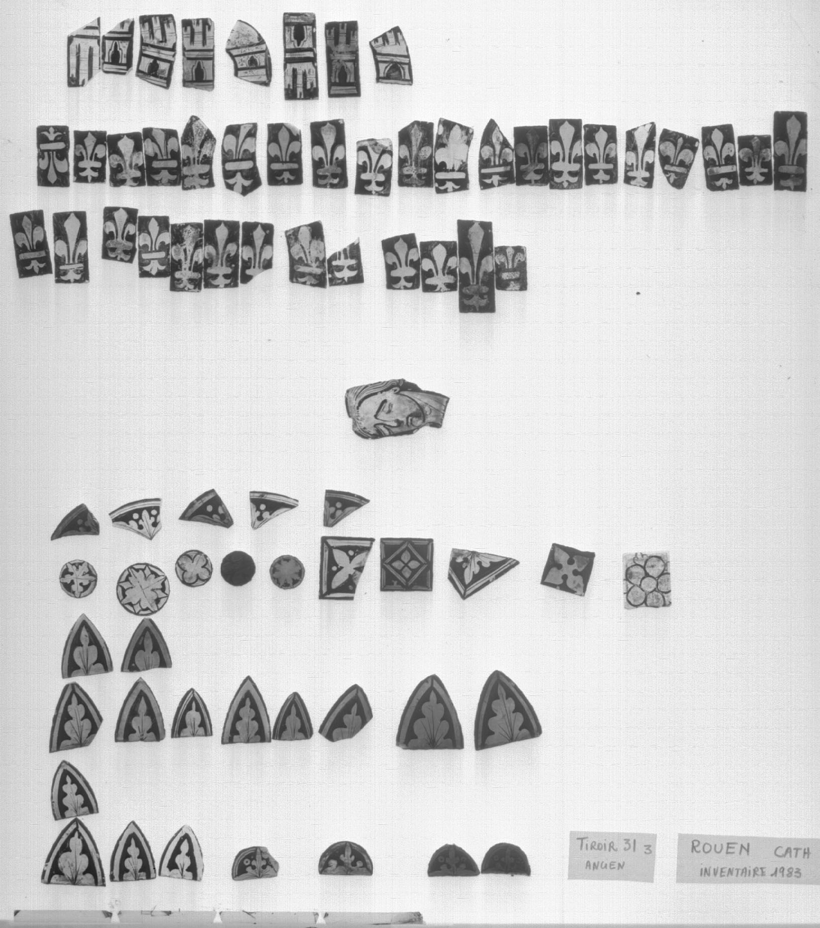 Tiroir 31 - 3 ; Fragments