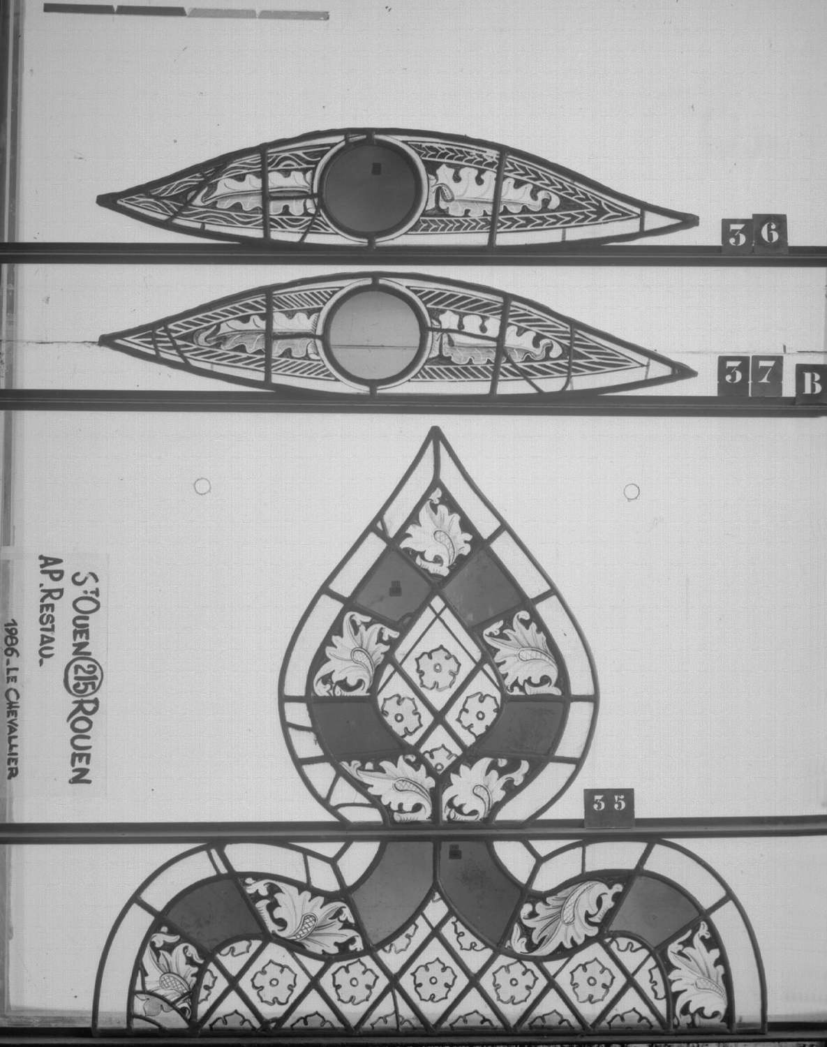 Fenêtre 215 ; Panneaux 35 - 36 - 37B